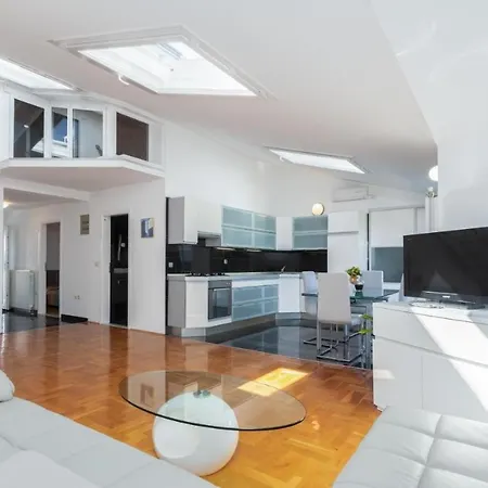 Vista Exclusive Seaview *