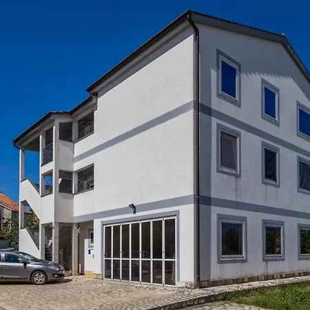 Vista Exclusive Seaview Apartment