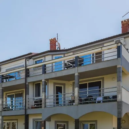 Vista Exclusive Seaview